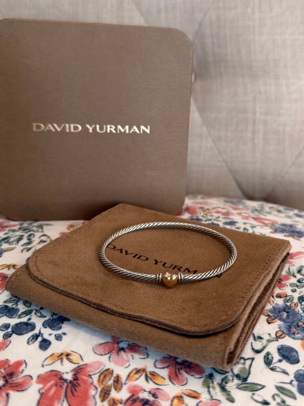 David Yurman Classic Cable Heart
Station Bracelet Sterling Silver 18K Gold M